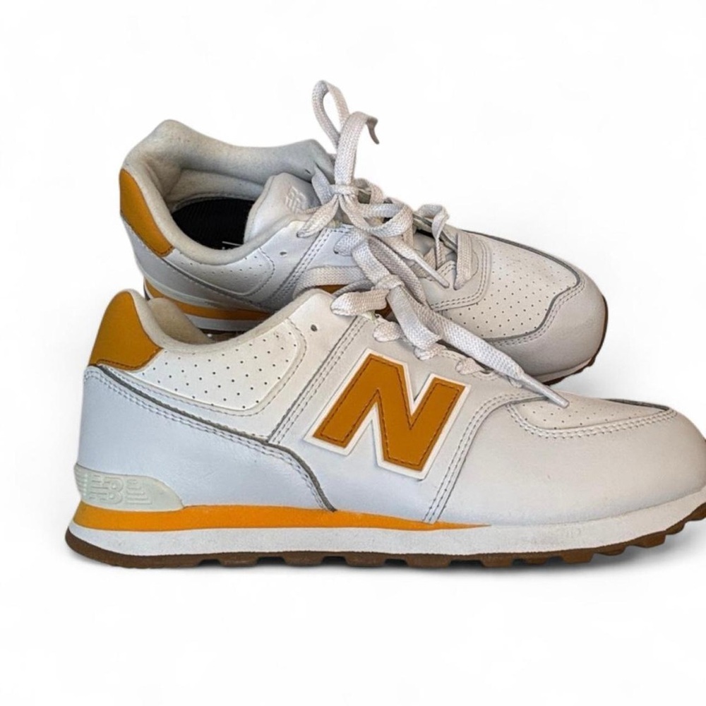 New Balance 574 White and Dark Yellow Leather Sneakers Men 6.5 Woman 8